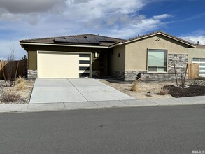 3074 Kaleidoscope Ct in Sparks, NV - Building Photo - Building Photo