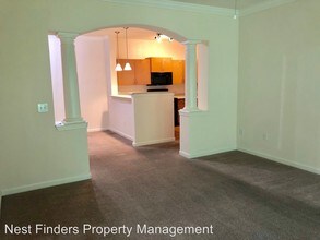 8290 Gate Pkwy W-Unit -#1201 in Jacksonville, FL - Building Photo - Building Photo