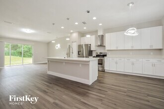 1175 Adams St in Longwood, FL - Building Photo - Building Photo