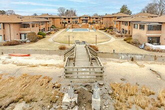 The Anchorage Condominiums in Bridgeport, CT - Building Photo - Building Photo