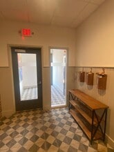 587 Main St in Islip, NY - Building Photo - Building Photo