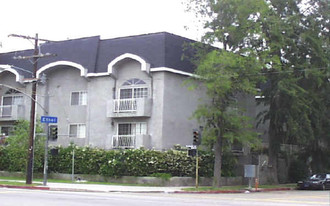 4750 Ethel Ave Apartamentos