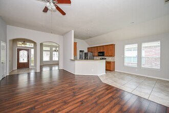 7006 Kendall Lake Ct in Richmond, TX - Building Photo - Building Photo