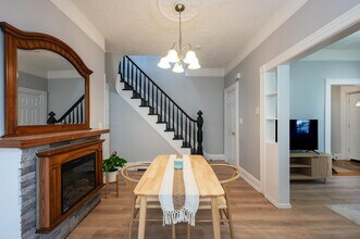 233 Bidwell Ave in Jersey City, NJ - Building Photo - Building Photo