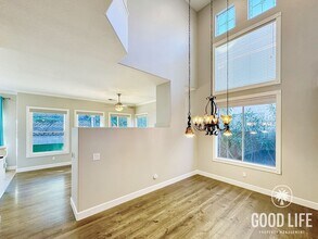 12203 Libelle Ct in San Diego, CA - Building Photo - Building Photo