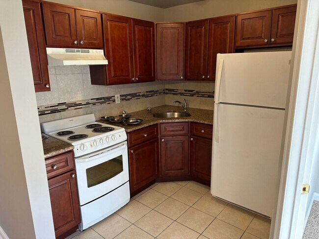 6141 1/2 Old York Rd in Philadelphia, PA - Building Photo - Building Photo