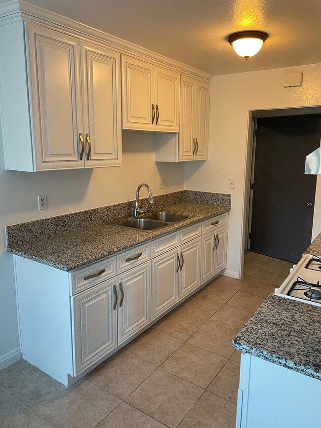 property at 3060 Vineland Ave