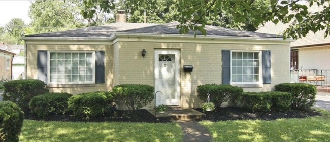 property at 4708 Boulevard Place