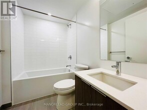 357-1357 King St W in Toronto, ON - Building Photo - Building Photo