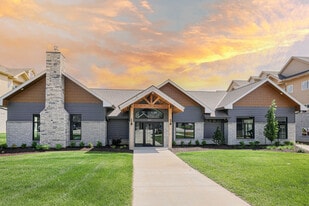 The Creek Apartments in Omaha, NE - Building Photo