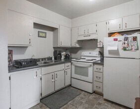 Maple Terrace in Greencastle, IN - Foto de edificio - Primary Photo