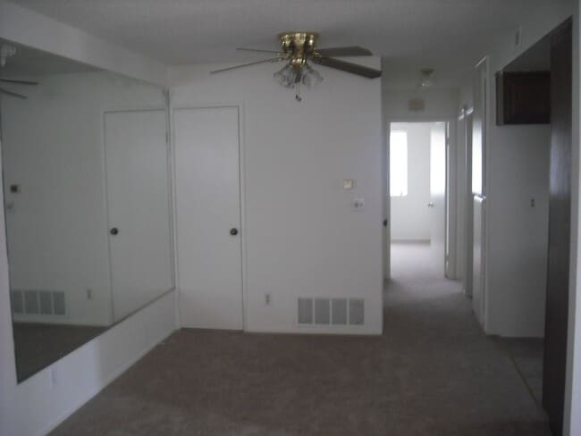 2560 Sextant Ave in Port Hueneme, CA - Building Photo - Building Photo