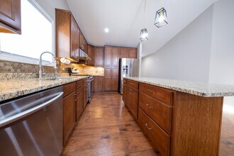 20904 Greenwood Ct in Lakeville, MN - Building Photo - Building Photo