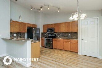 1668 E Golden Ln in Chandler, AZ - Foto de edificio - Building Photo