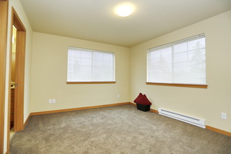 The Vantage in Lynnwood, WA - Building Photo - Building Photo