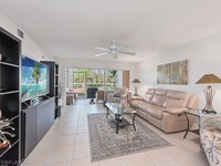 3695 Amberly Cir in Naples, FL - Foto de edificio - Building Photo