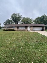 10269 Felch St in Zeeland, MI - Building Photo