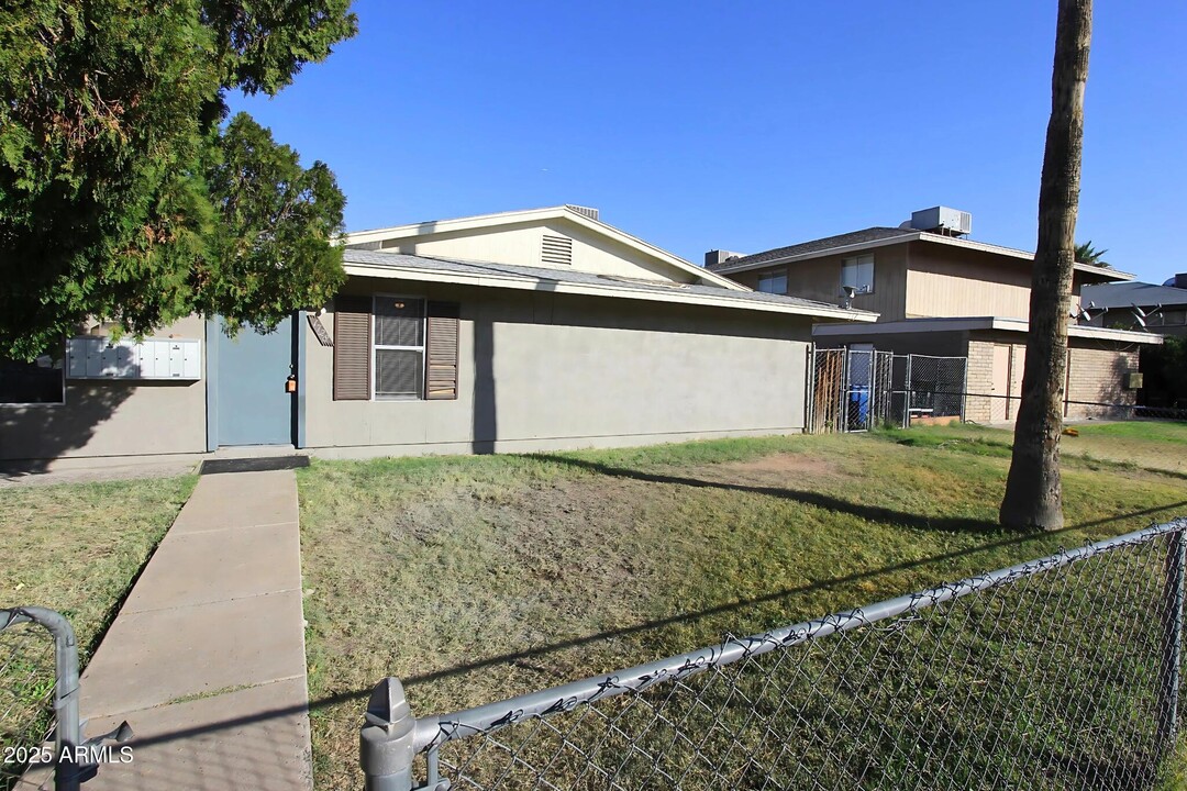 1718 E 6th Ave in Mesa, AZ - Building Photo