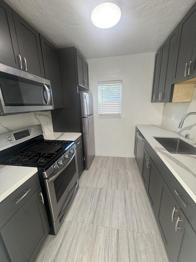 245 Myrtle Rd, Unit 1