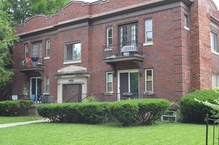 910 Cumberland Ave Apartments