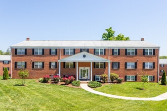 Harford Village South in Bel Air, MD - Foto de edificio - Building Photo