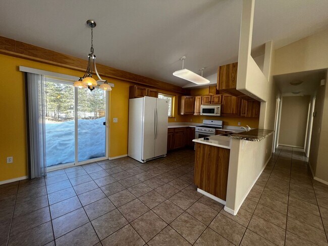 47192 Belmont Ct in Kenai, AK - Building Photo - Building Photo