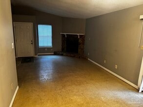 8210 Kipling St in Pensacola, FL - Building Photo - Building Photo