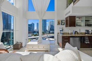 41 SE 5th St in Miami, FL - Building Photo