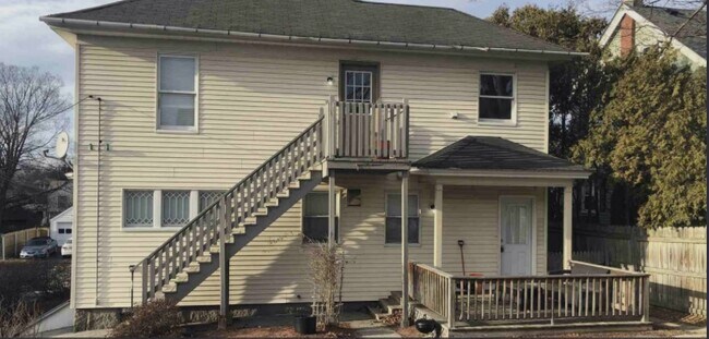 33 Lodge St in Manchester, NH - Building Photo - Building Photo
