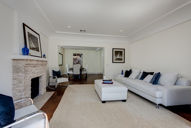 831 S Curson Ave, Unit 831 in Los Angeles, CA - Building Photo - Building Photo