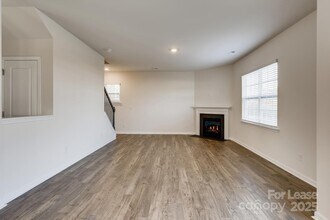 137 Gray Willow St in Mooresville, NC - Building Photo - Building Photo