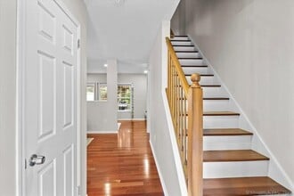 49 Foxbridge Village Rd in Branford, CT - Building Photo - Building Photo