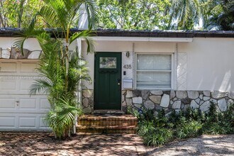 435 NE 86th St in El Portal, FL - Building Photo - Building Photo