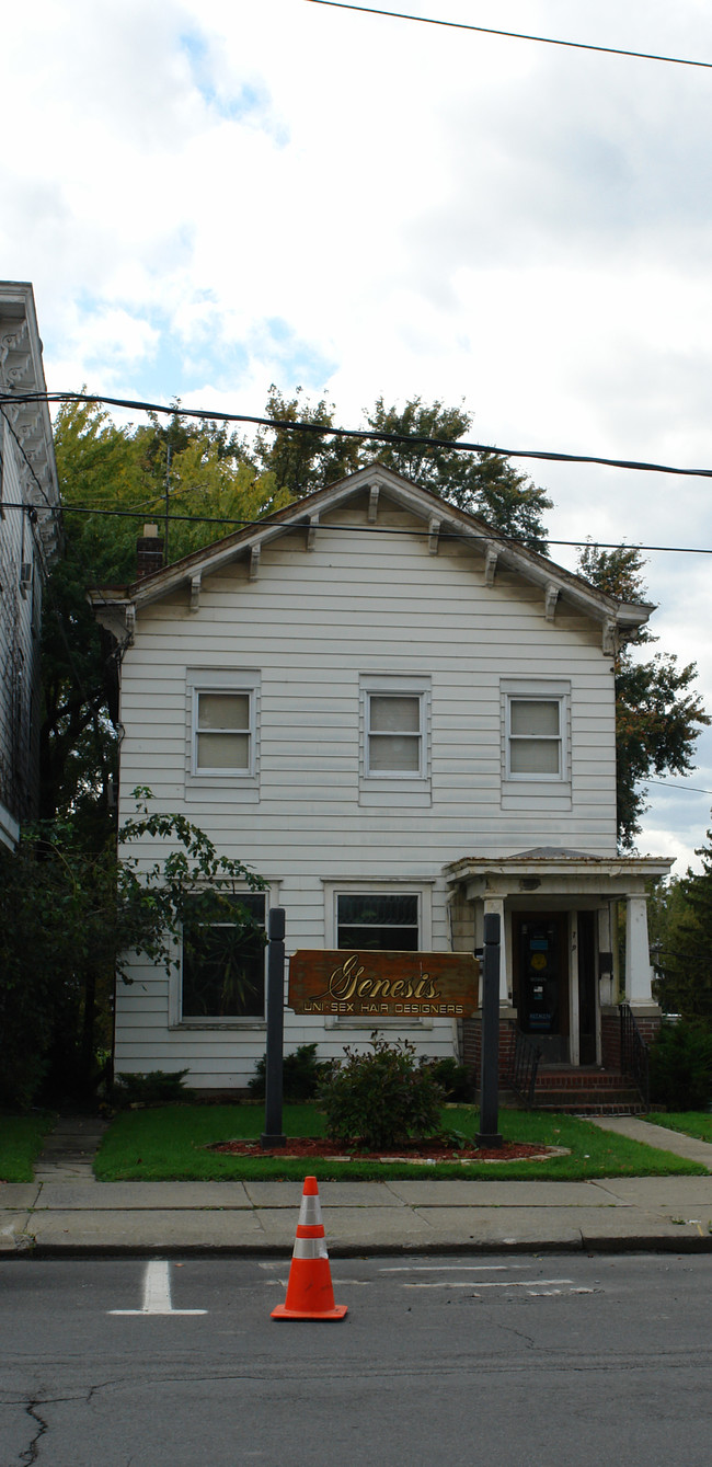 741-743 Warren St in Hudson, NY - Building Photo - Building Photo