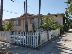 5300 Live Oak St in Cudahy, CA - Building Photo - Building Photo