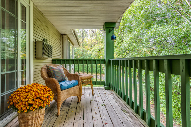 The Ridges of Geneva East in Lake Geneva, WI - Building Photo - Interior Photo