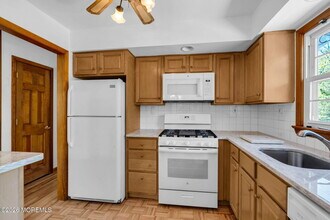 1112 Wildwood Ave in Manasquan, NJ - Building Photo - Building Photo
