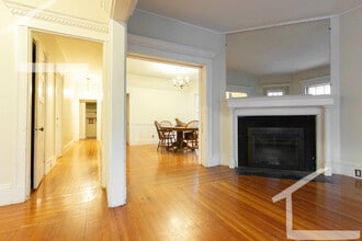 22 Littell Rd, Unit 1 in Brookline, MA - Building Photo - Building Photo