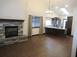6768 N Idlewood Dr in Coeur d'Alene, ID - Building Photo - Building Photo