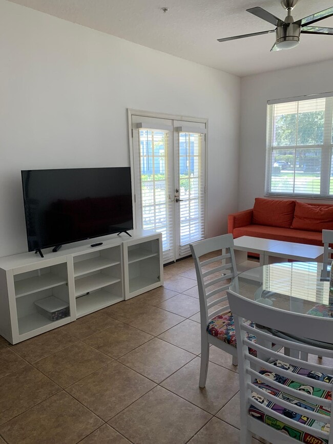 4019 Venetian Bay Dr in Kissimmee, FL - Building Photo - Building Photo