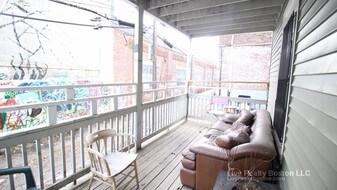 33 Chester St Apartments