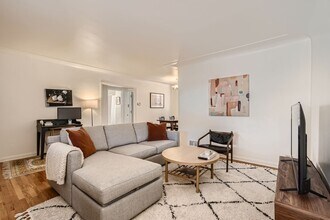 1248 Olive St in Denver, CO - Building Photo - Building Photo