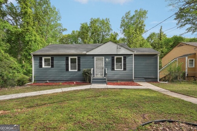 property at 172 Meador Way SE
