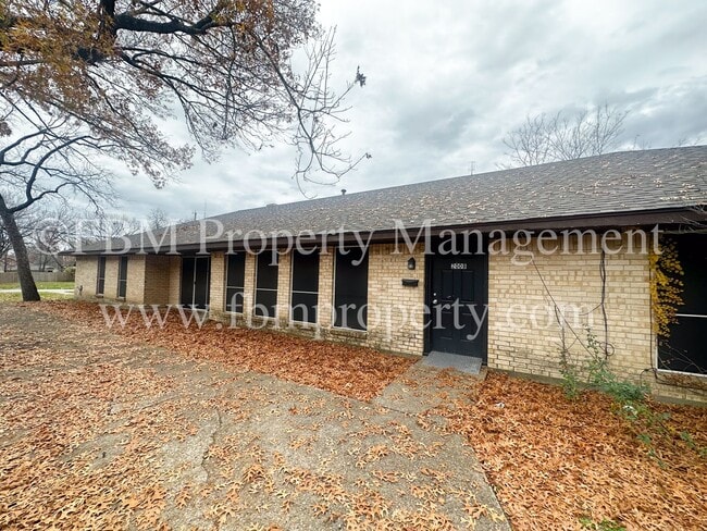 200 N 23rd St in Corsicana, TX - Building Photo - Building Photo