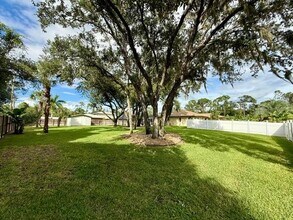 17452 Cox Ave in Port Charlotte, FL - Building Photo - Building Photo