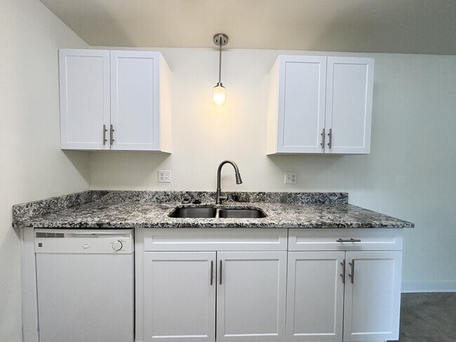 4768 S Bonair St in Holladay, UT - Building Photo - Building Photo