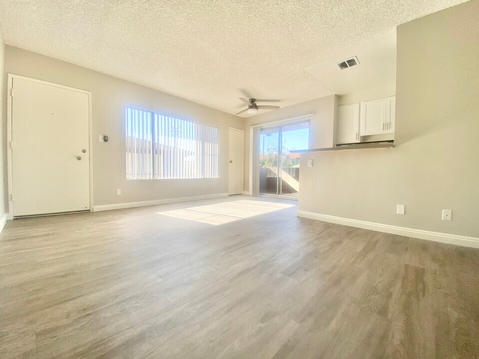 12770 Pacific Ave in Los Angeles, CA - Building Photo