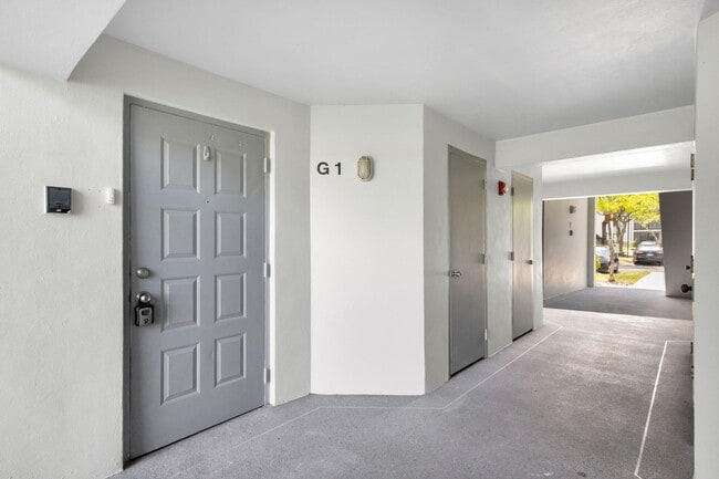 1011 Green Pine Blvd