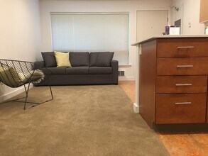 3247 NE 87th St, Unit 2 in Seattle, WA - Foto de edificio - Building Photo