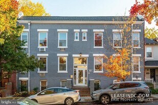 1020 Fairmont St NW in Washington, DC - Building Photo